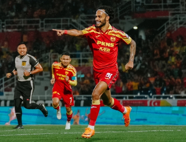 Chrigor marca gol em vitória do Selangor na Malásia 