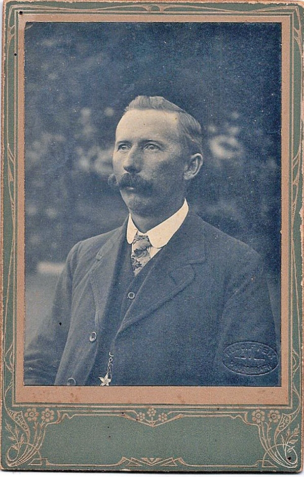 Insista, periga ter!