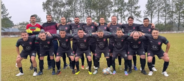 Botafogo, Fandango e Bahia vencem no Quarentão