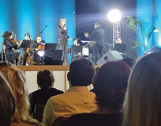Simplesmente Maria Helena