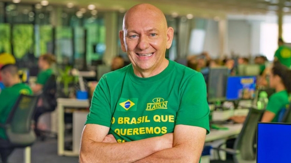 Pedro Lopes articula vinda de Luciano Hang a Cachoeira