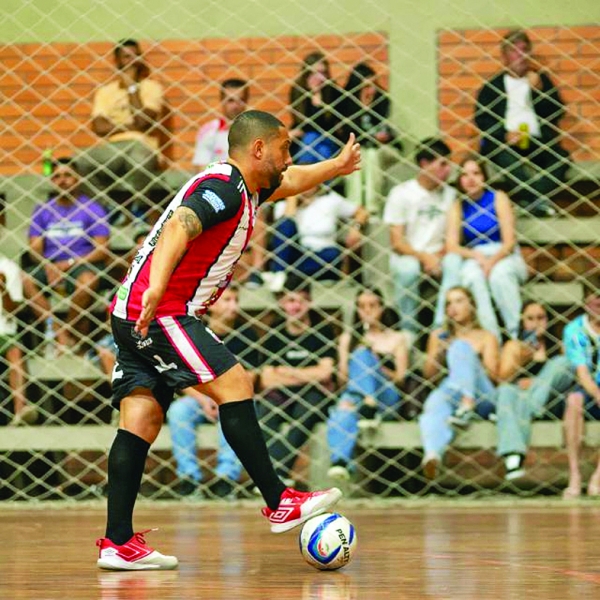 Cachoeira Futsal disputa semifinal em Candelária
