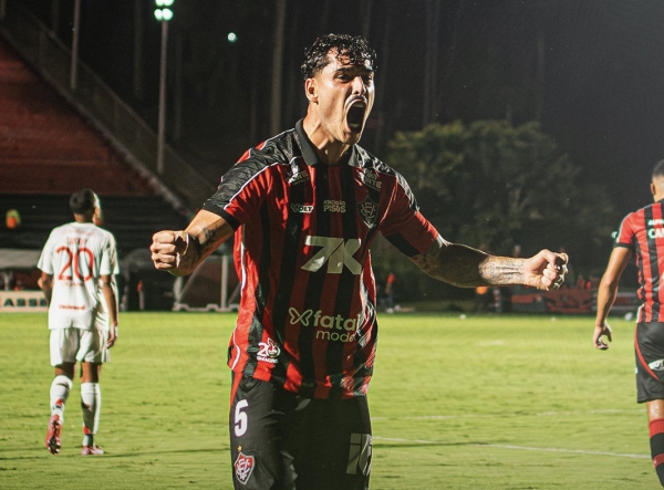 Inter perde e distância para o Z-4 cai para três pontos