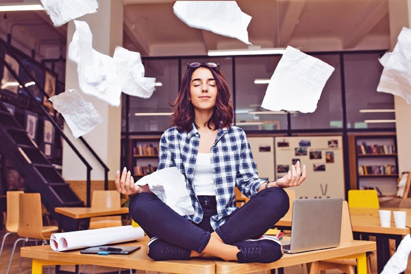 SAÚDE MENTAL  NO TRABALHO