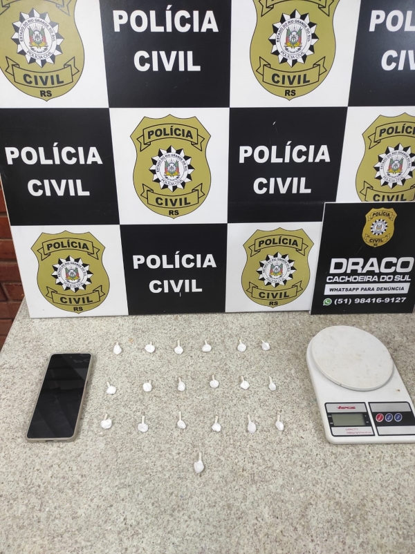 Mulher é presa pela Polícia Civil no Bairro Soares