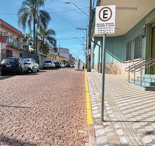 Prefeitura muda trânsito perto do Marista Roque