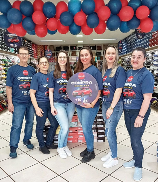 35 anos calçando a família toda