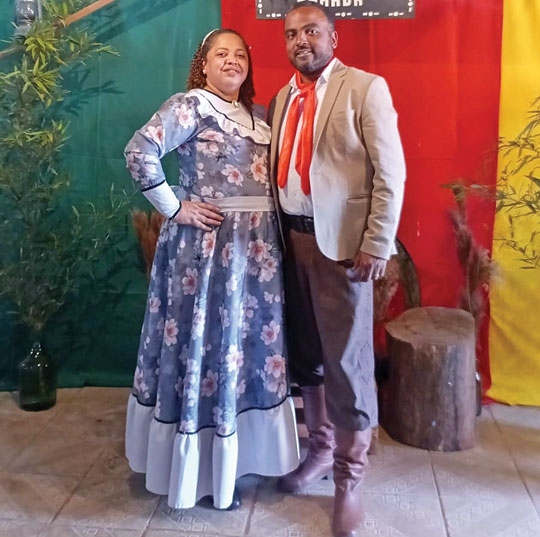 Júlio Modesto recebe a comenda do MTG