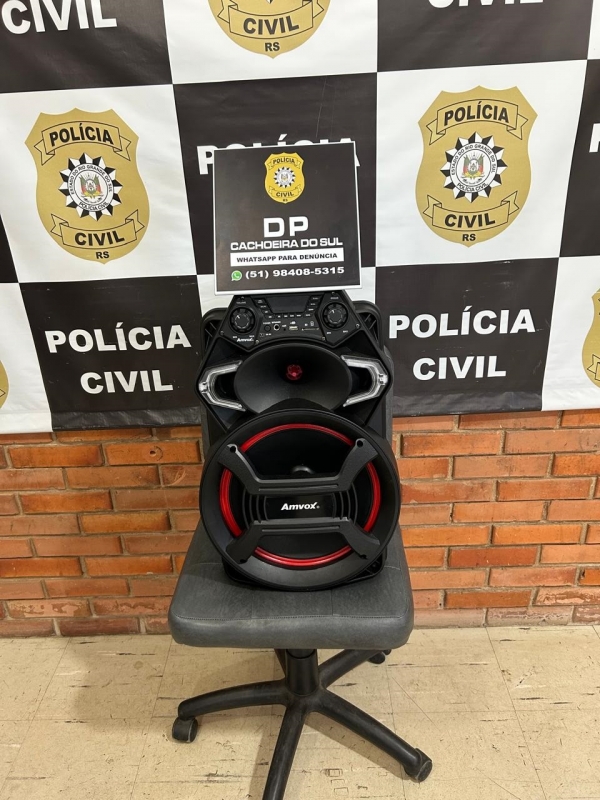 Polícia Civil recupera caixa de som no Beco dos  Trilhos