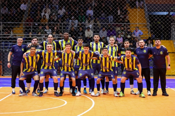 Terceirona tem duelo por posições no Ginásio Derlizão