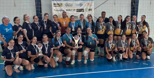 EVG conquista títulos de vôlei nas categorias de base