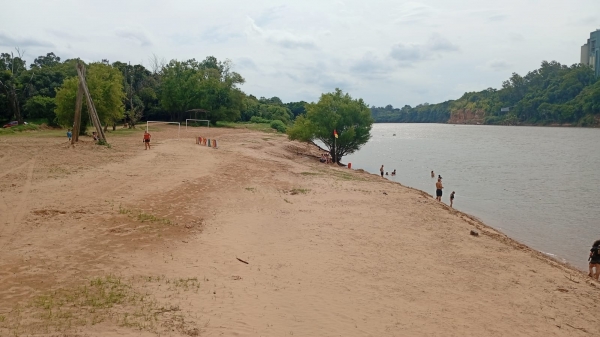 Praia Nova sem guarda-vidas na quinta e na sexta-feira em Cachoeira 