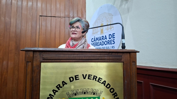 Professora contra a privatização das escolas estaduais