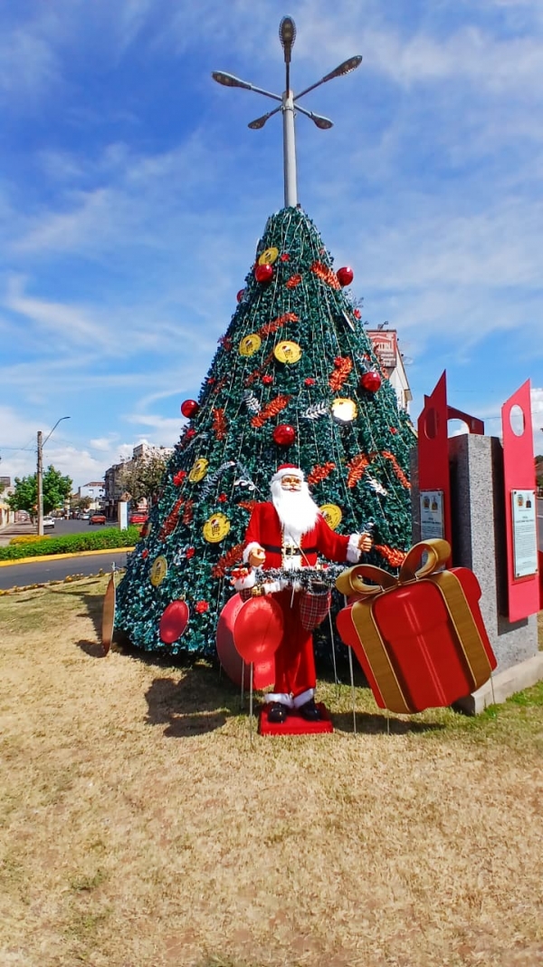 Espírito de Natal chega a Cachoeira