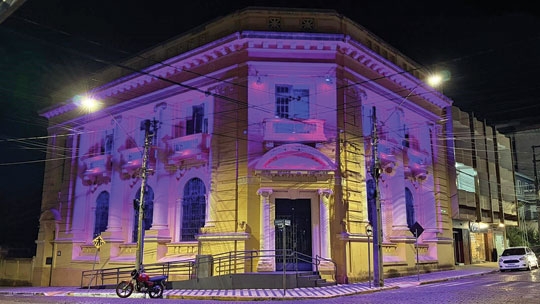 Câmara de lilás no Mês da Mulher