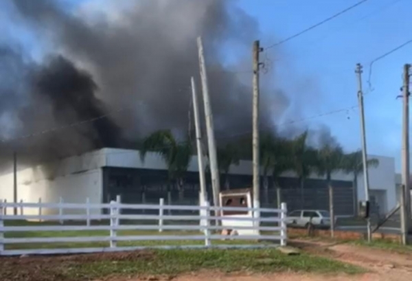 Incêndio atinge o Cemitério das Alamedas