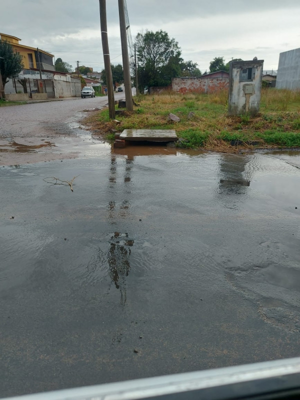 Morador cobra Prefeitura por alagamento na Rua Odenira