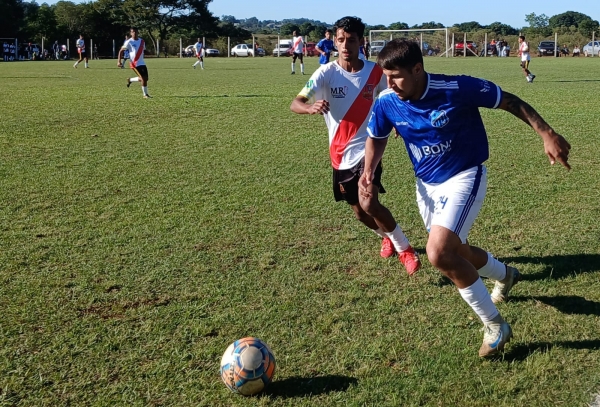 River Pleit bate o Estrela Azul em jogo com invasão de campo e briga