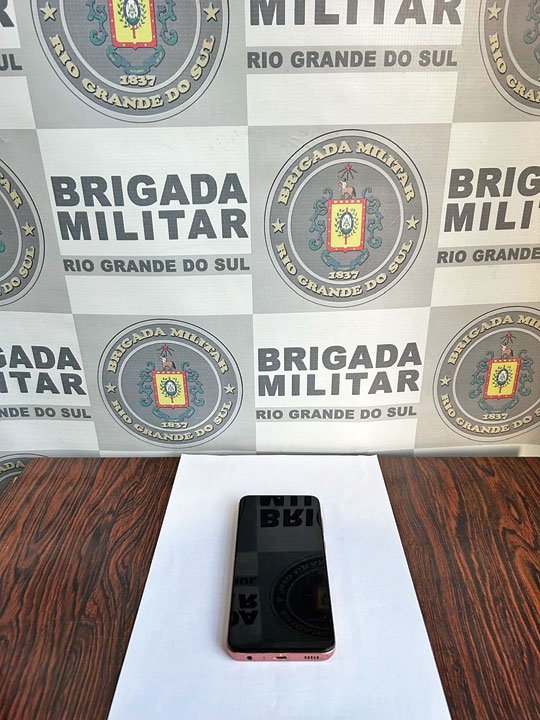 Suspeito de furtar celular é preso