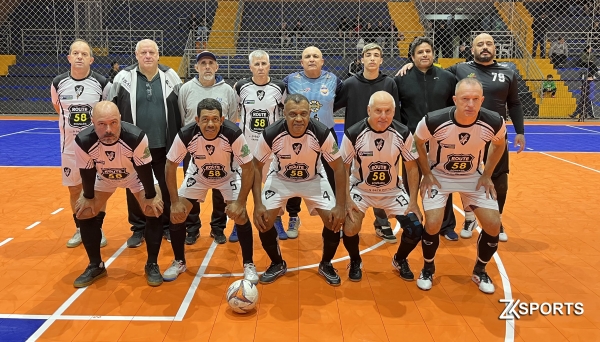 Veterano 45 define finalistas nesta terça-feira no Derlizão