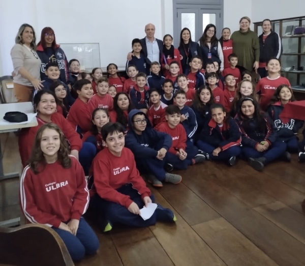 Alunos da Ulbra São Pedro visitaram o Museu Municipal 