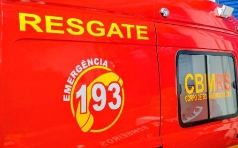 Corpo de Bombeiros resgata seis pessoas presas em elevador