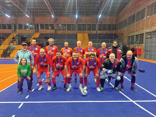 Futsal 45 encerra a fase nesta terça-feira no Derlizão