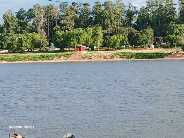 Praia Nova é reprovada para banho pela Fepam