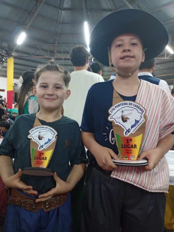 Irmãos Mello são premiados em Augusto Pestana