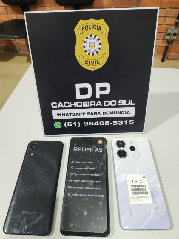 Mulher é presa com celulares furtados