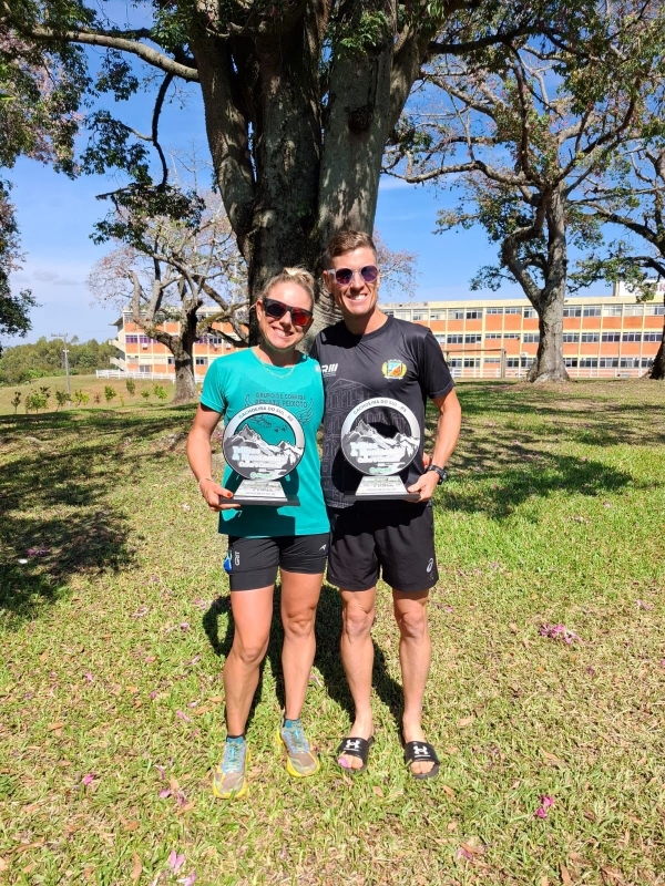 Renata Peixoto e Ricardo Machado são campeões no Trilhas & Montanhas