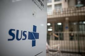 Prefeitura contrata transporte para pacientes do SUS