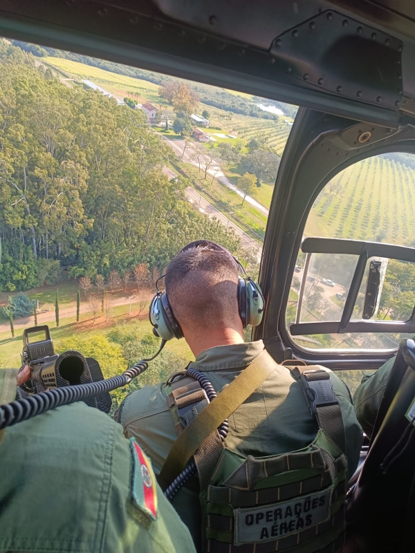 Brigada Militar usa helicóptero em operação em Cachoeira do Sul 