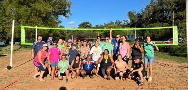 Torneio de câmbio misto abriu a temporada esportiva na Praia Nova