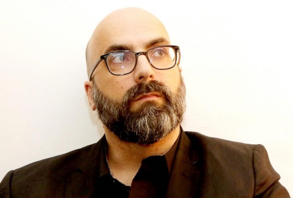 A profundidade emocional na escrita de Valter Hugo Mãe