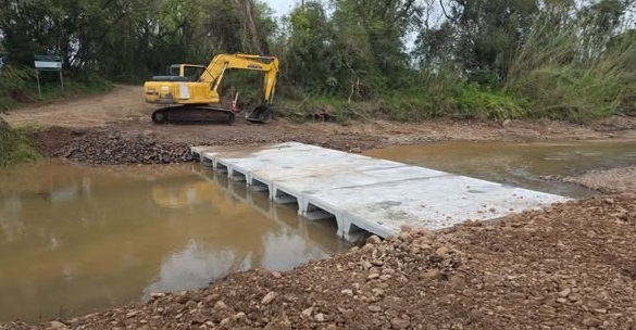 Paraíso do Sul libera trânsito sobre ponte na divisa com Cabrais