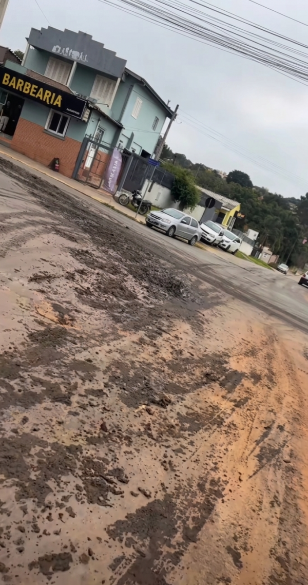Despejo de entulhos pelas ruas incomoda moradores em Cachoeira do Sul