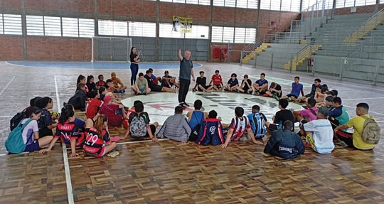 Bola Pra Frente ganha a gurizada