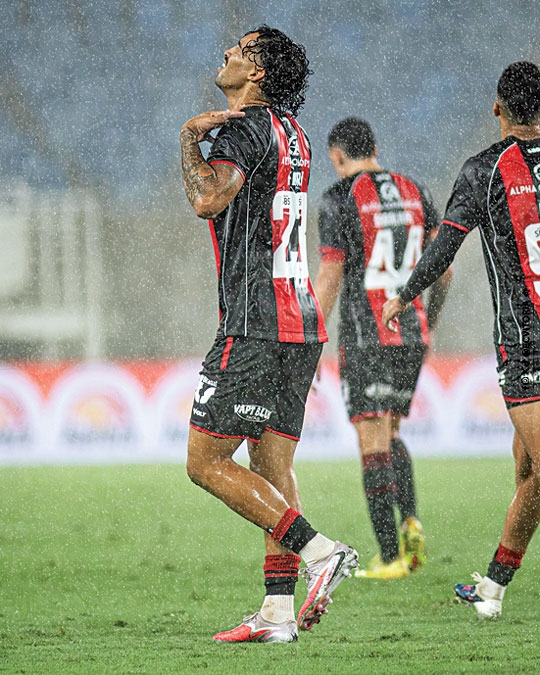Fabri quer título com o Vitória