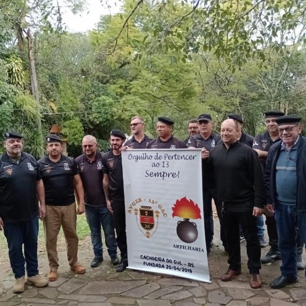 Ex-militares do 13º GAC preparam encontro para os dias 18 e 19 deste mês