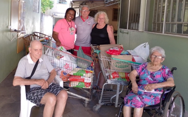 Jogo solidário do Carola arrecadou 250 quilos de alimentos