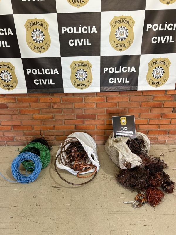 Sacos de cobre são apreendidos pela Polícia Civil