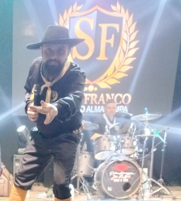 Baile para a terceira idade nesta quinta-feira no Arrozão