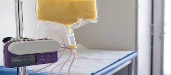 Avó faz apelo por doação para neta acamada