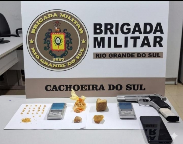 Brigada Militar pega 160 gramas de crack no Vila Nova 