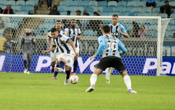 Grêmio vence o São José por 2 a 0 e leva o penta da Recopa Gaúcha