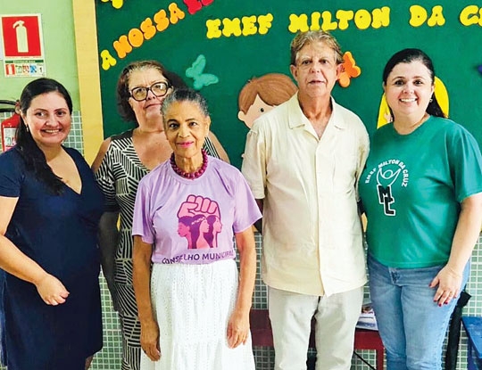 Escritores foram à escola Milton pelo Mês da Mulher