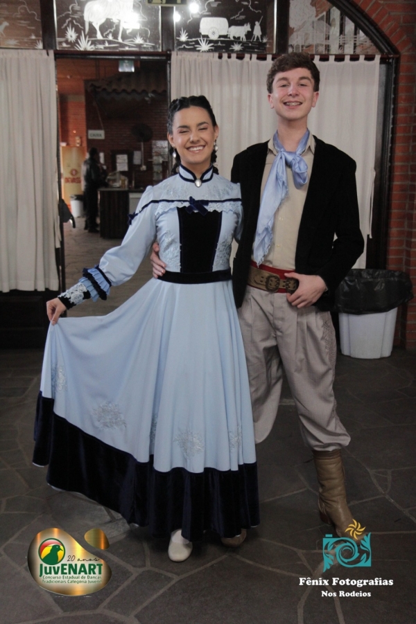 Júlia e Gabriel ficaram em 10º lugar nas danças no Juvenart