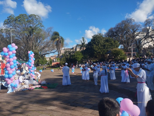 Festa de Cosme e Damião distribuiu 1.600 kits de doces 