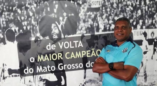 Técnico Celso Rodrigues atrás do tri no Mato Grosso do Sul
